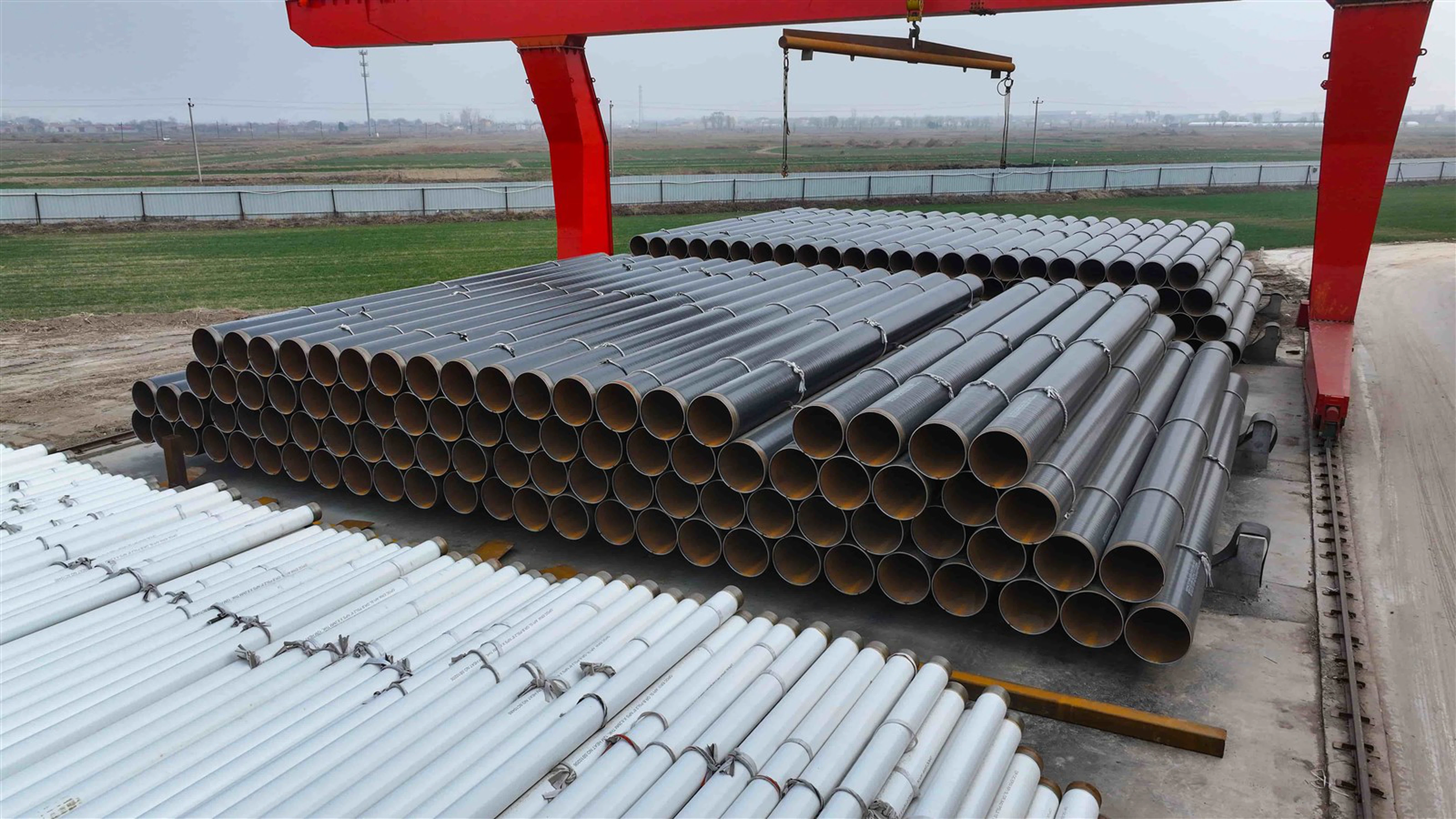 3PE anti-corrosion steel pipes 3PE anti-corrosion steel pipes